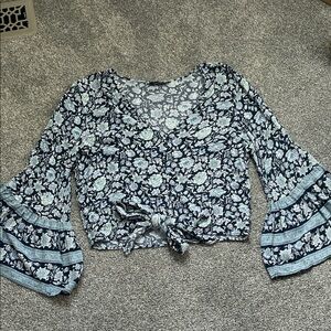 American Eagle Outfitters Floral Bell Sleeve Blouse
